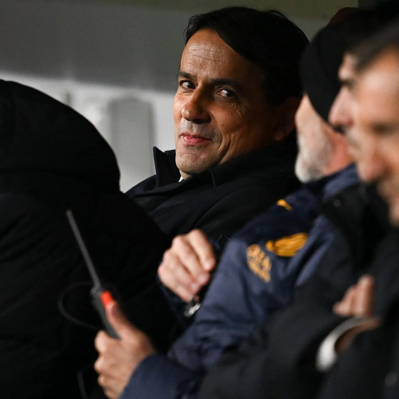 拜仁队惨败！主帅赛后直言球队需彻底反思，个人以后上海的是.